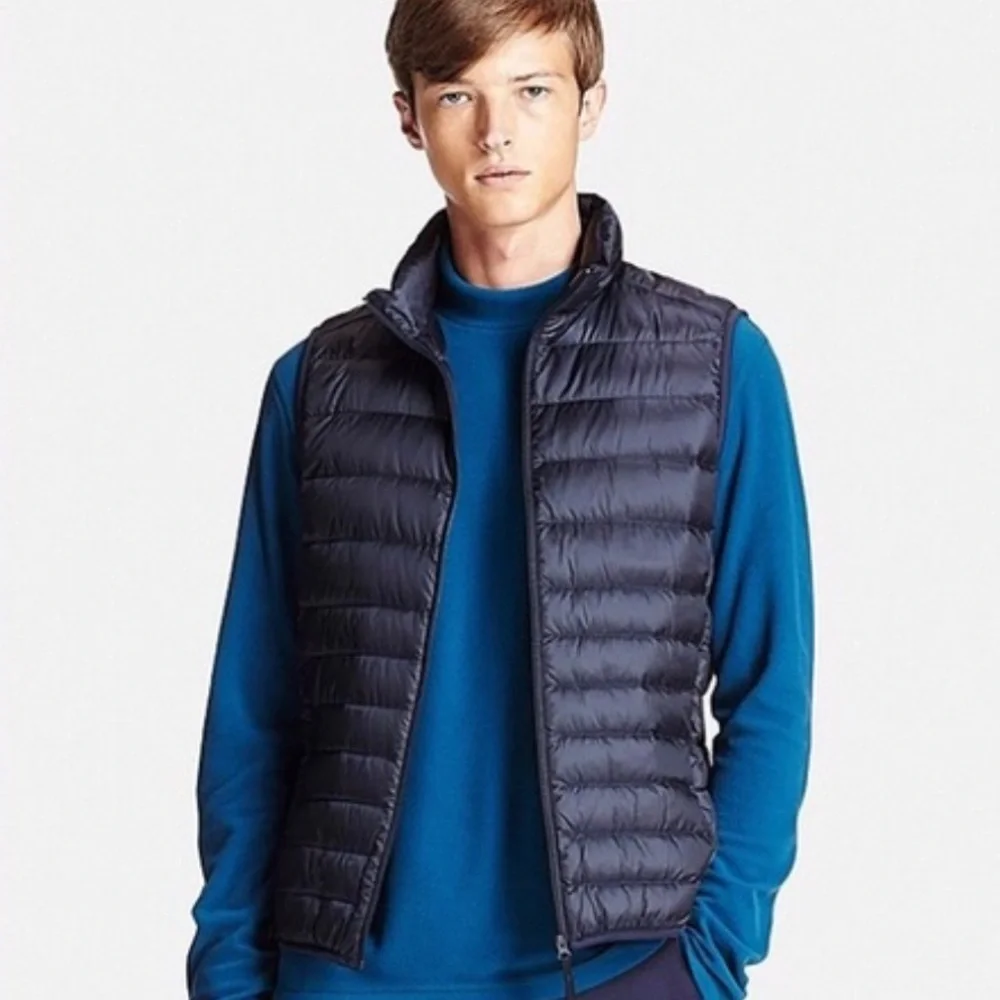 Uniqlo lightweight versatile